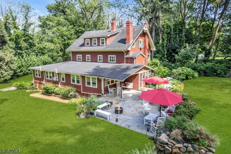 Property Photo: 2041 Raritan Rd NJ 07076