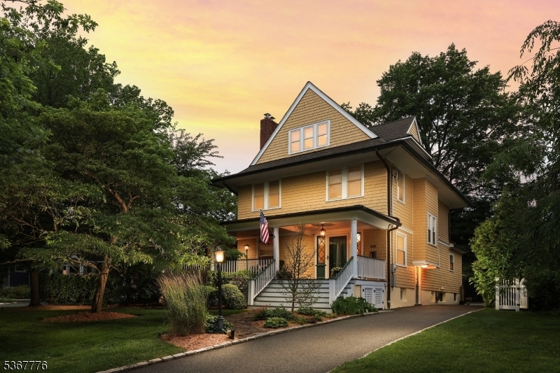 Property Photo:  515 Parkview Ave  NJ 07090 