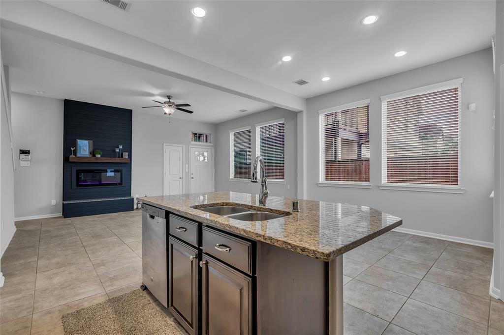 Property Photo: 167 Axlewood Court TX 77316