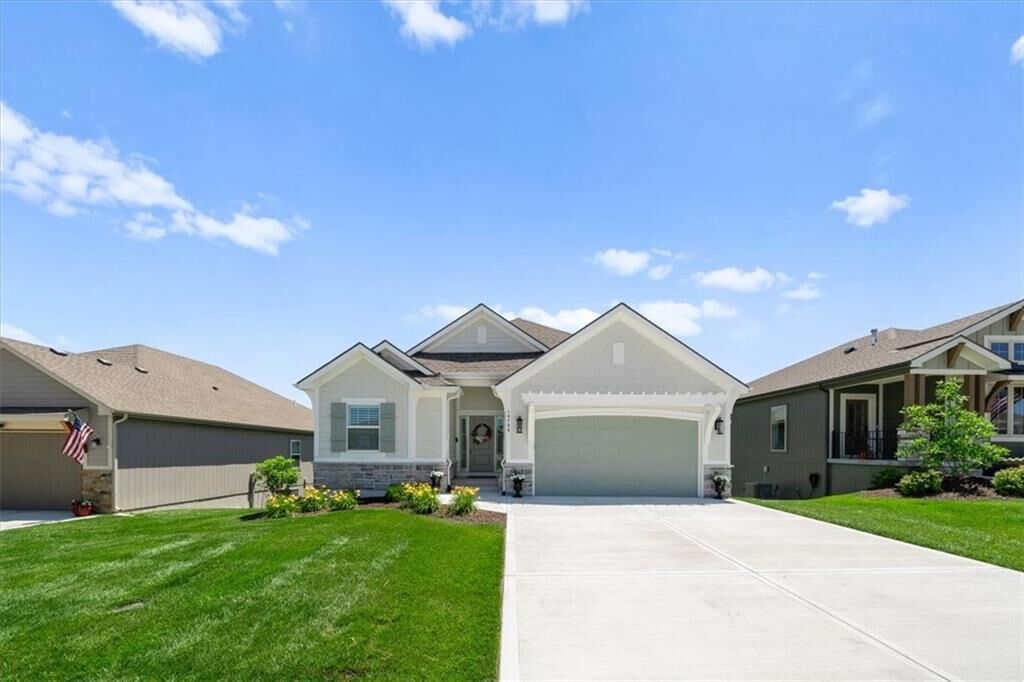 Property Photo: 10709 N Bell Street MO 64155
