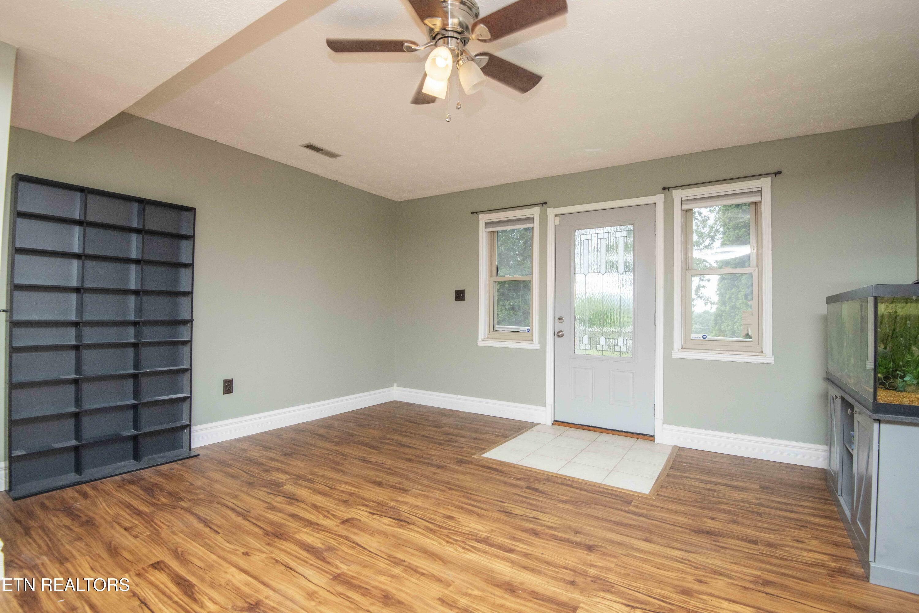 Property Photo: 947 Lawnville Rd TN 37763