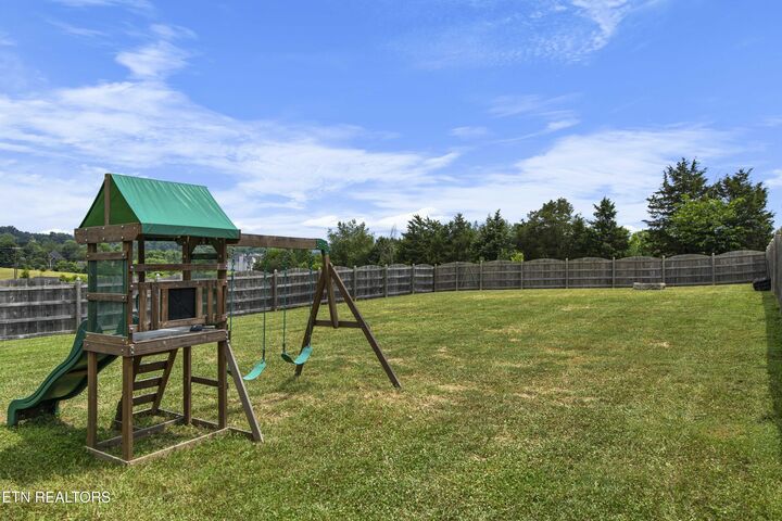 Property Photo: 1152 Cloud View Drive TN 37849