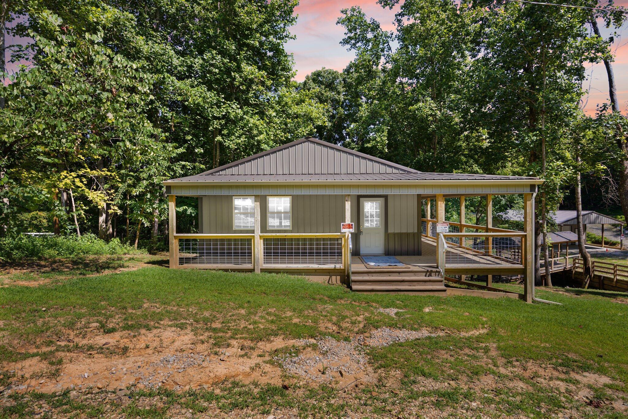 Property Photo: 950 Bates Road KY 42544
