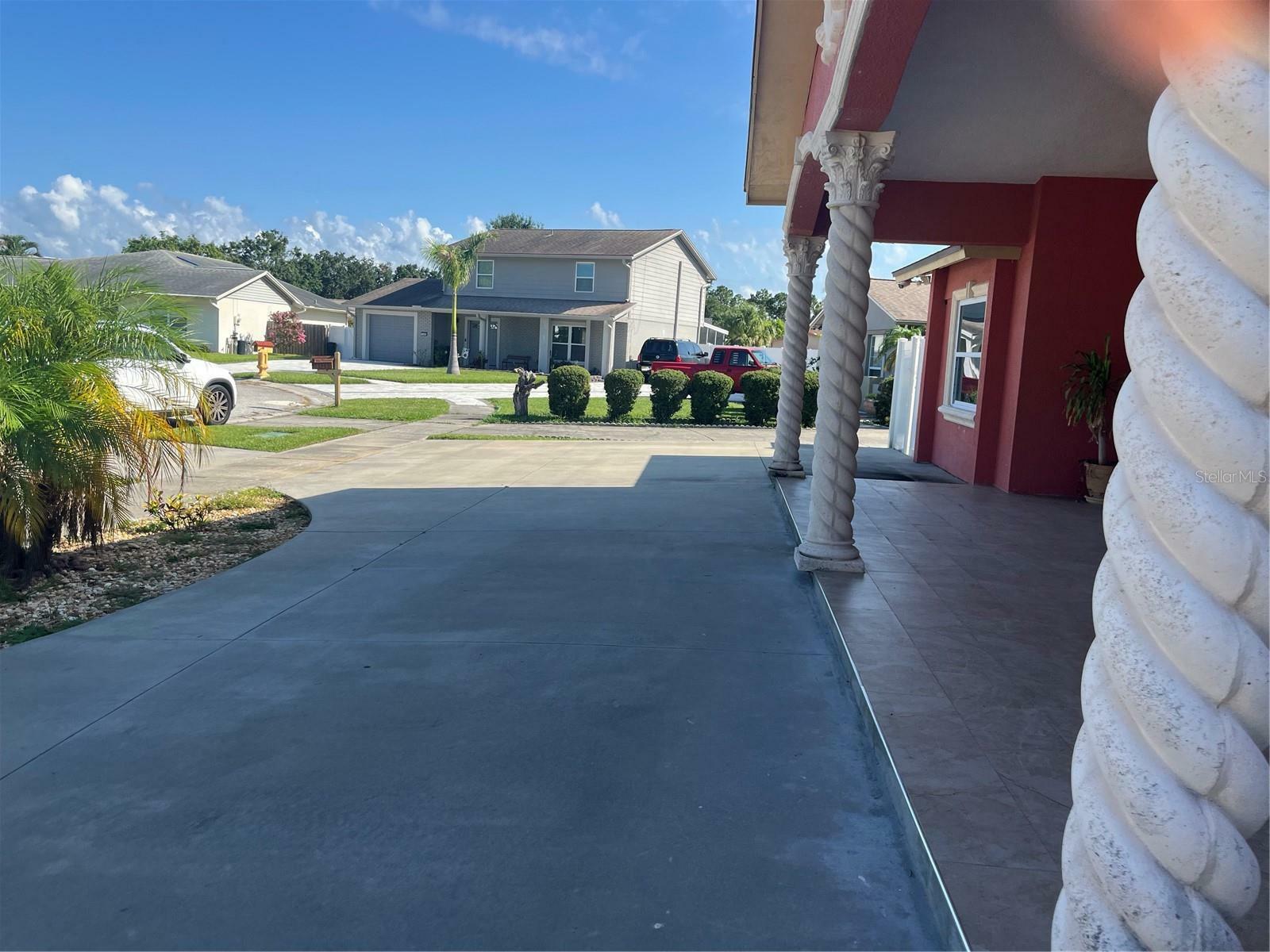 Property Photo: 7321 W Pocahontas Avenue FL 33634