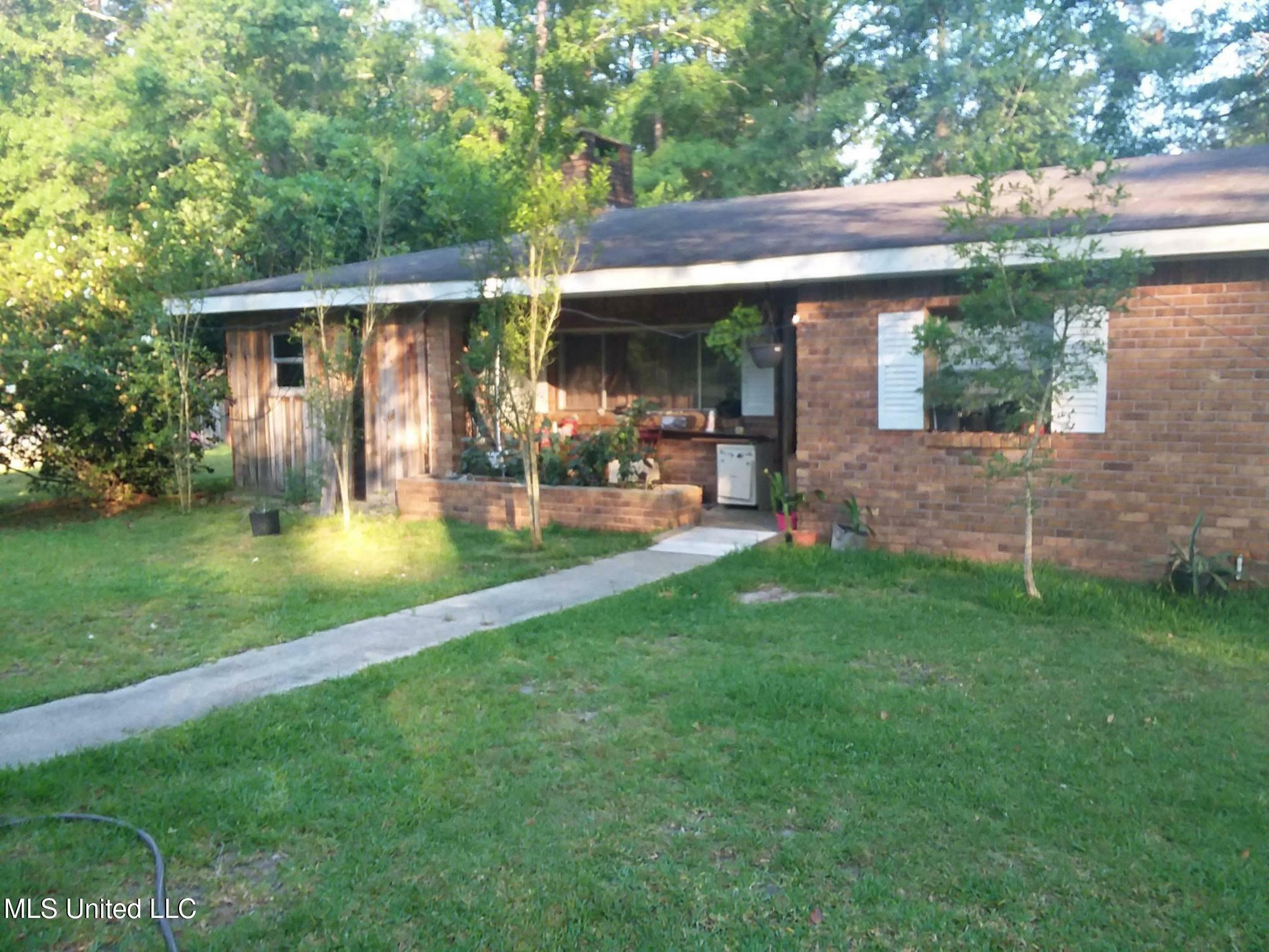 114 Wesley Howard Road  Lucedale MS 39452 photo