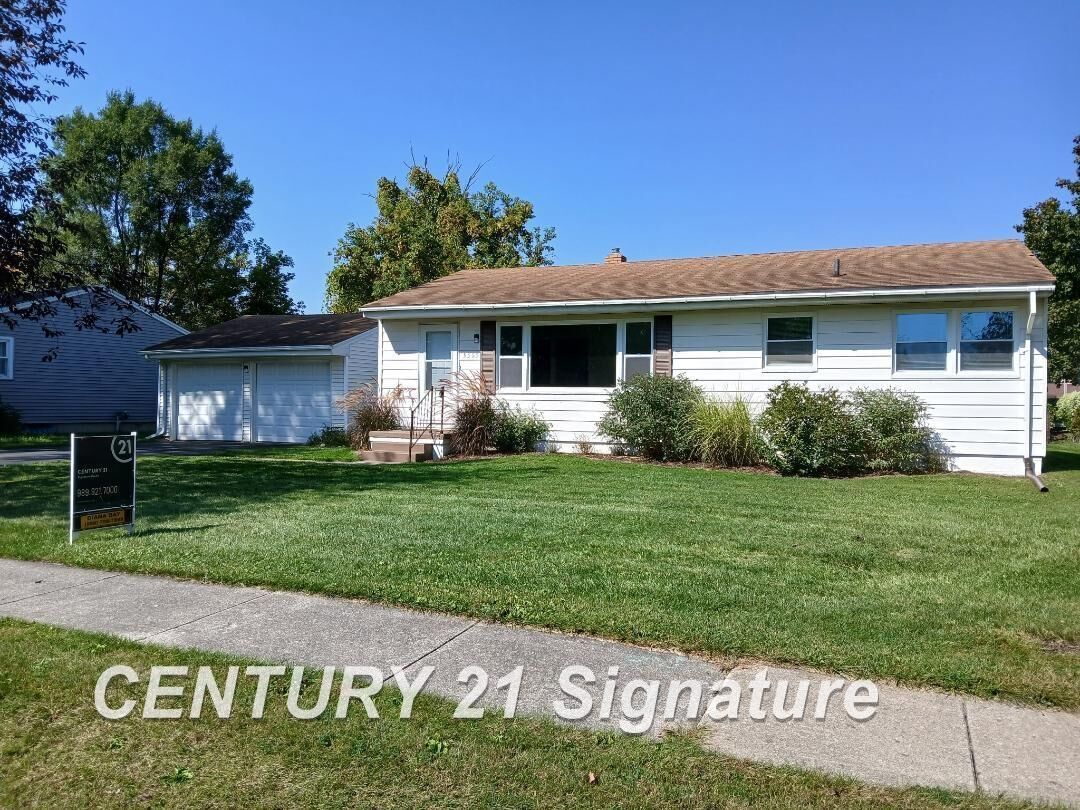 Property Photo:  3365 Bobendick Street  MI 48604 