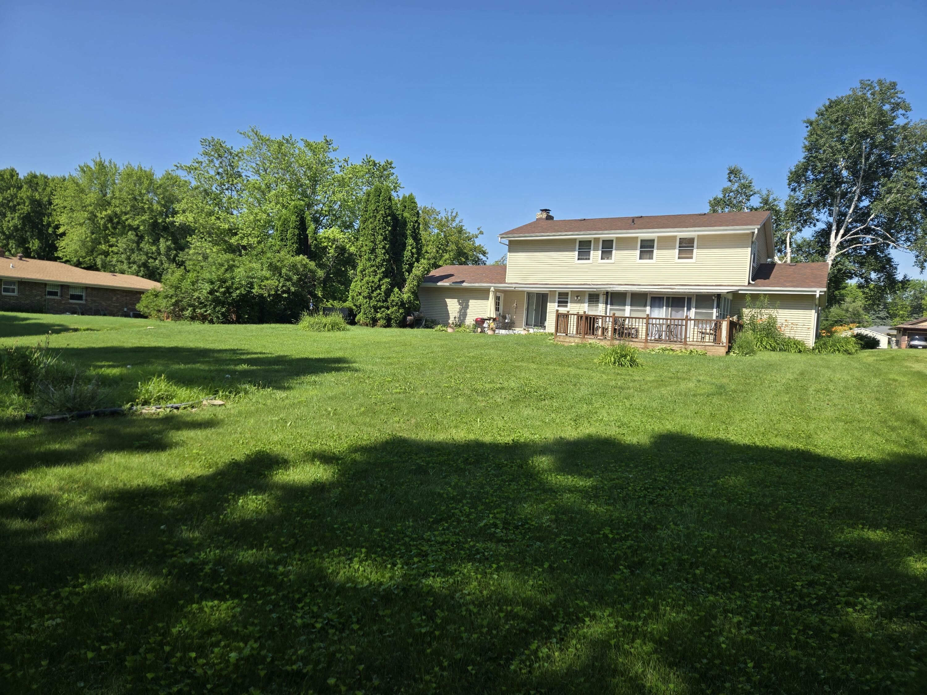 Property Photo:  6886 N 100th St  WI 53224 