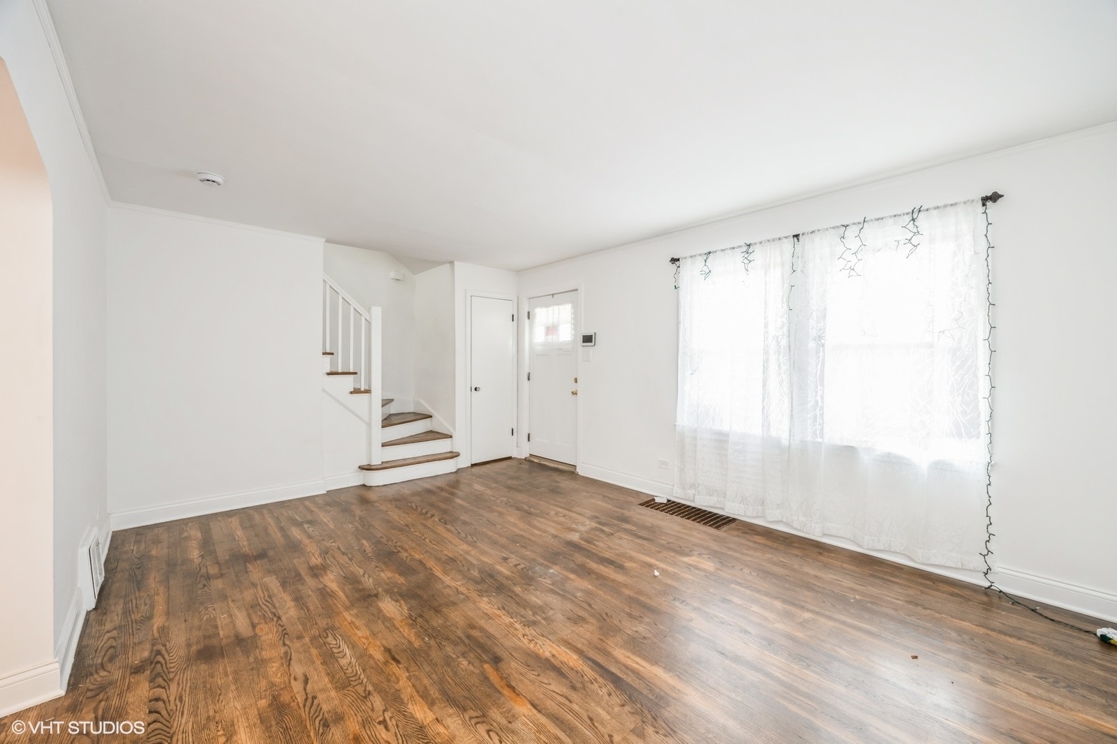 Property Photo: 3818 W 107th Street IL 60655
