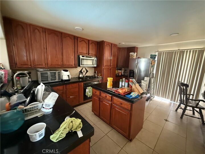 Property Photo:  15055 Nottingham Way  CA 92530 