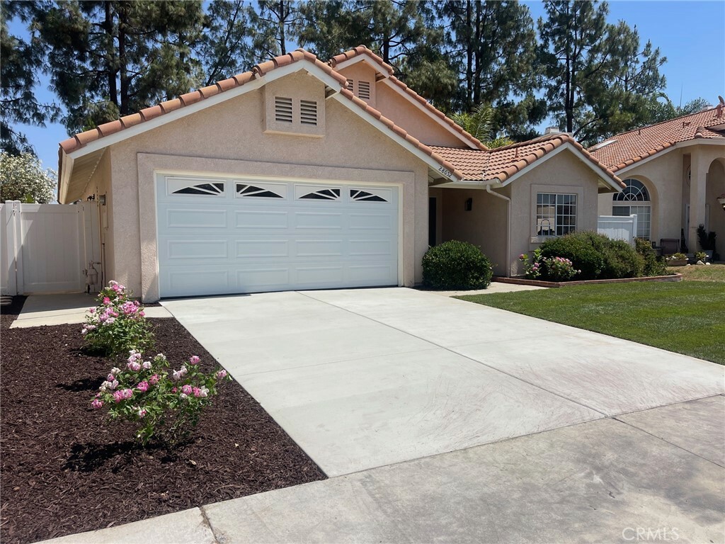 Property Photo: 28652 Bridge Water Lane CA 92584