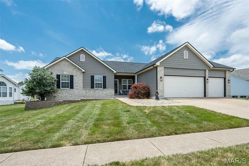 Property Photo: 110 Creekside Trail MO 63010