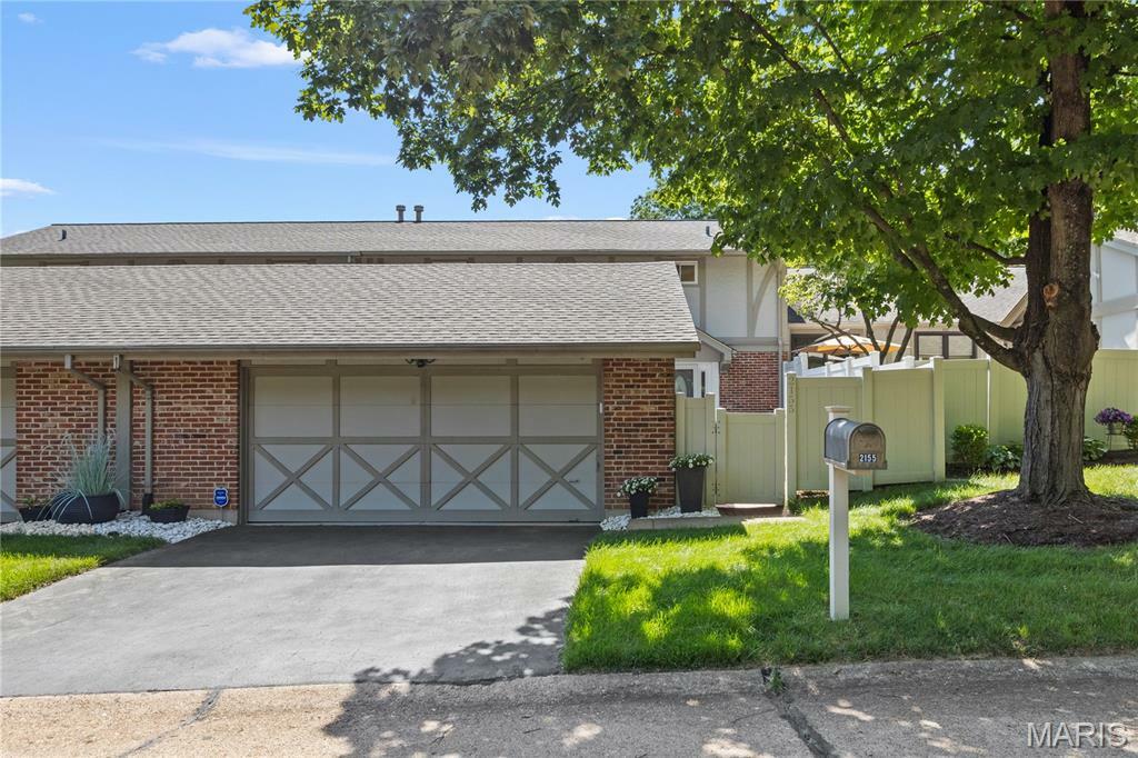 2155 Mason Green Drive  Ballwin MO 63011 photo