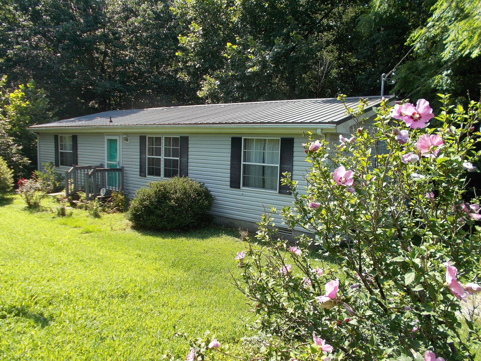 Property Photo: 11495 Fisher Rd TN 37025
