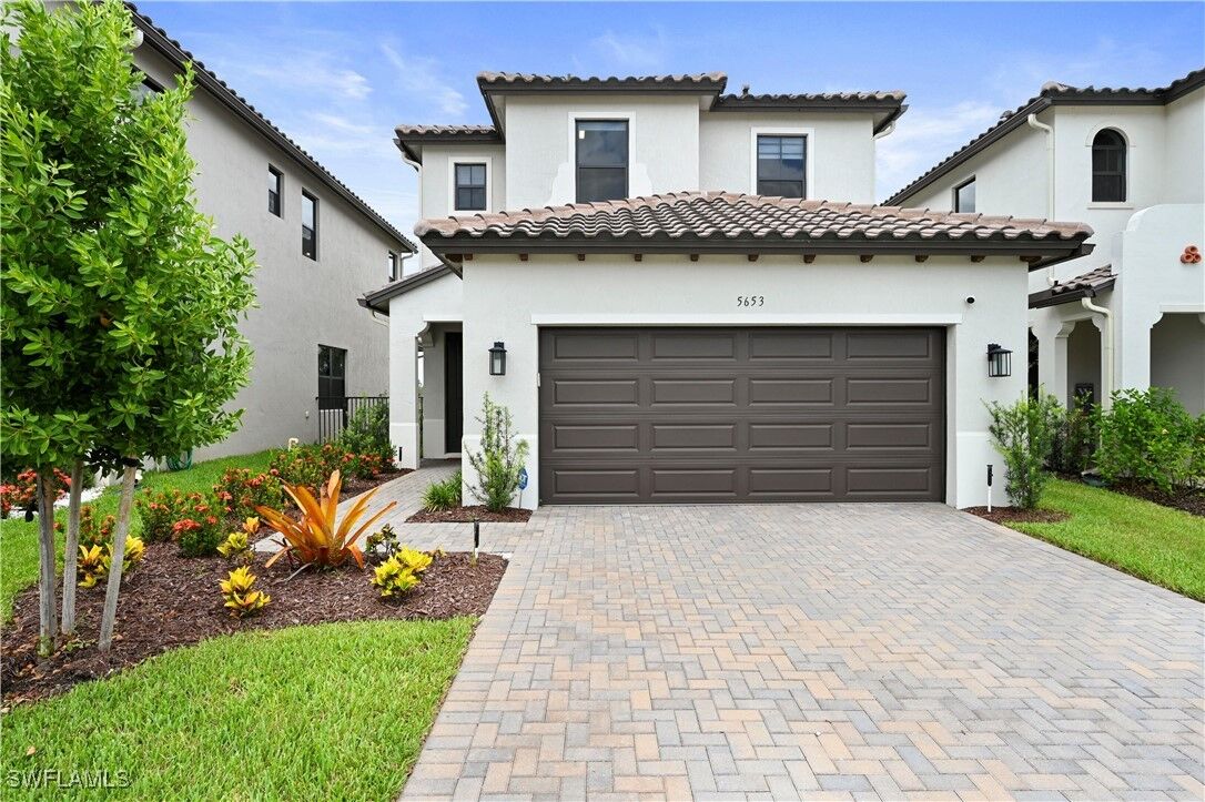 Property Photo:  5653 Cassidy Lane  FL 34142 