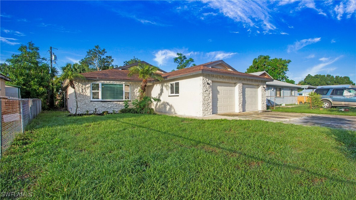 Property Photo: 3148 Apache Street FL 33916