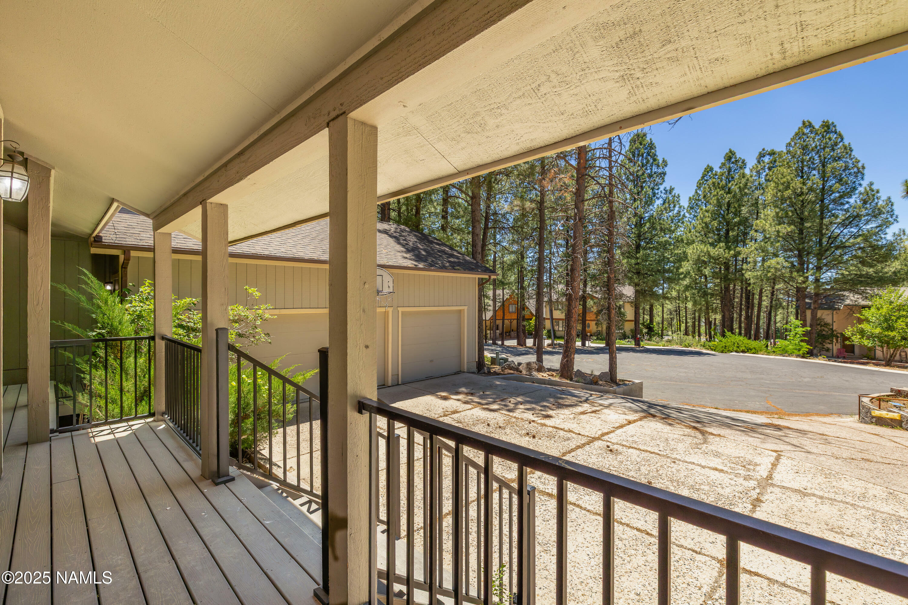 Property Photo:  1411 Inverrary Way  AZ 86004 