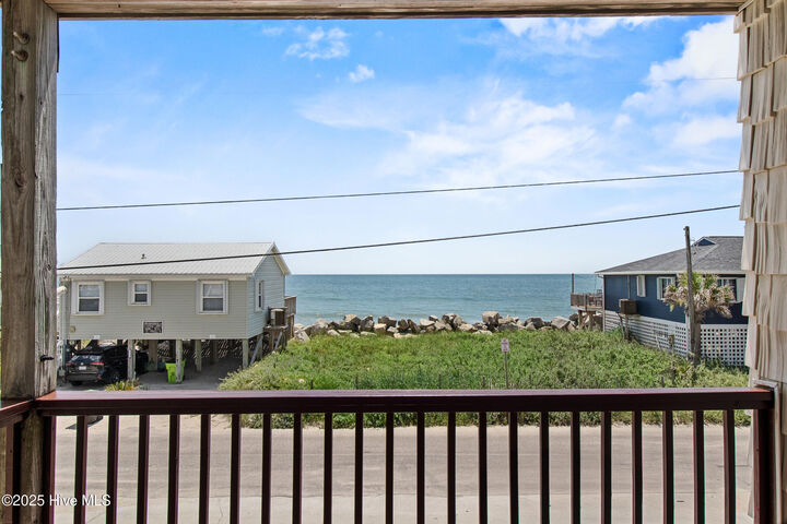 Property Photo:  1711 Carolina Beach Avenue N Unit B  NC 28428 