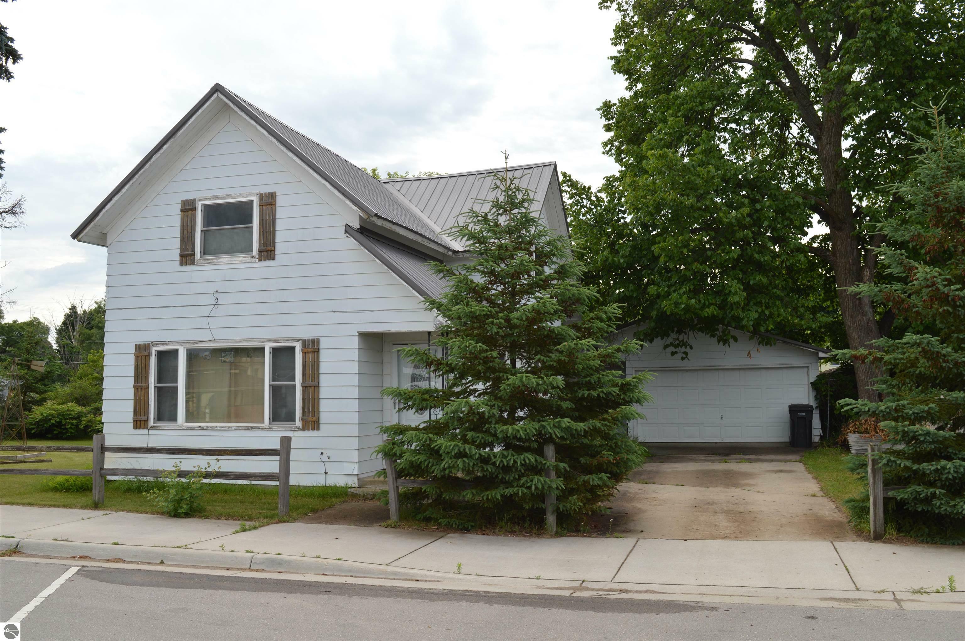 307 Maple Street  Kalkaska MI 49646 photo