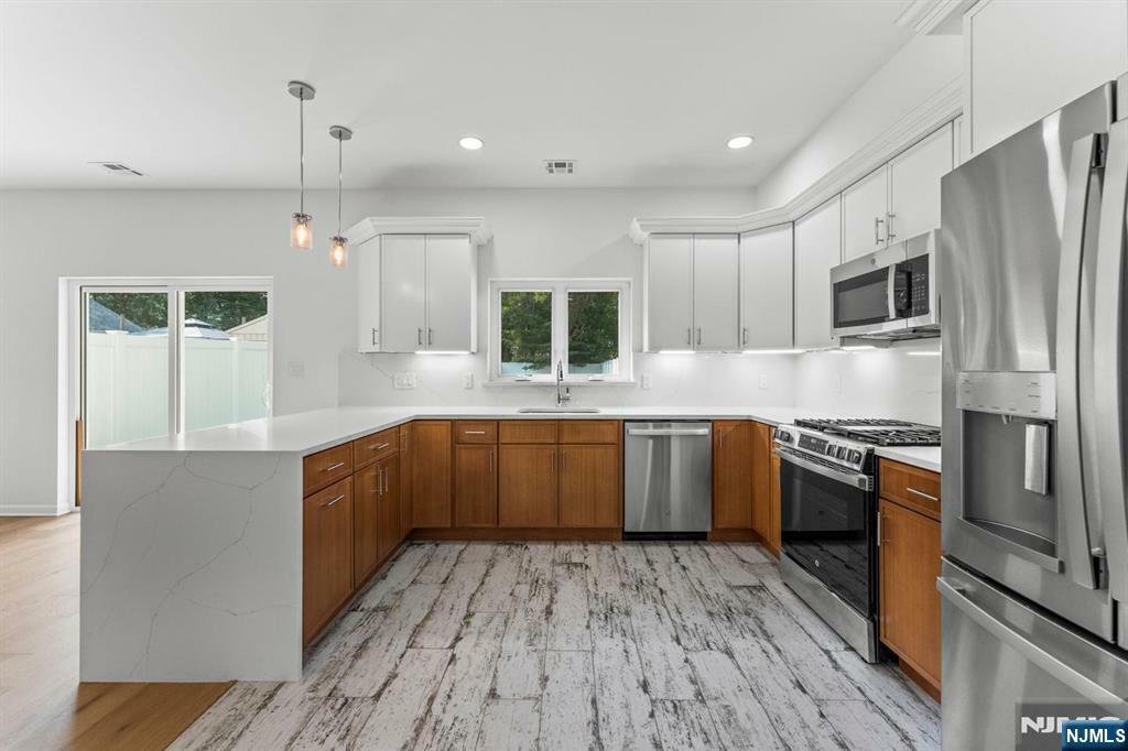 Property Photo:  206 E 9th Avenue  NJ 07203 
