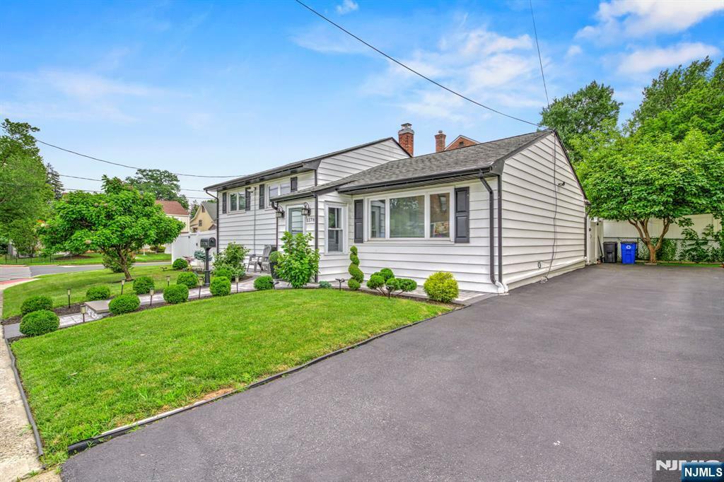 Property Photo: 1174-1180 Magie Avenue NJ 07208