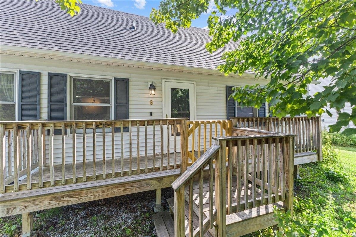 Property Photo: 6 Guyette Circle VT 05478