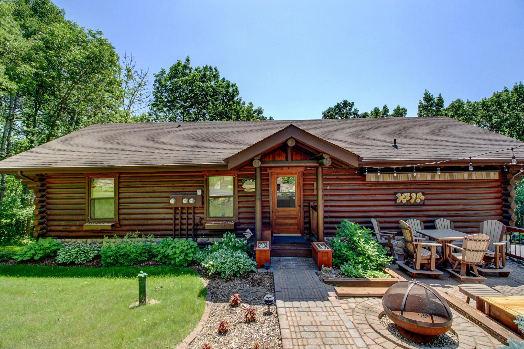 Property Photo: 28395 Far North Drive MN 56467