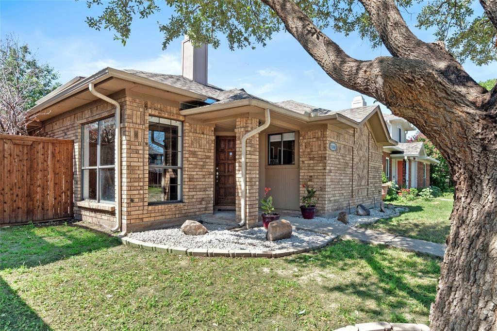 Property Photo: 1644 San Francisco Street TX 75007