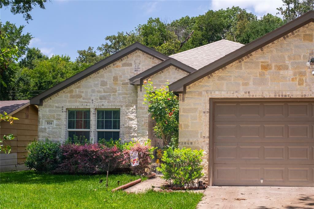 Property Photo: 816 Elmo Drive TX 75159