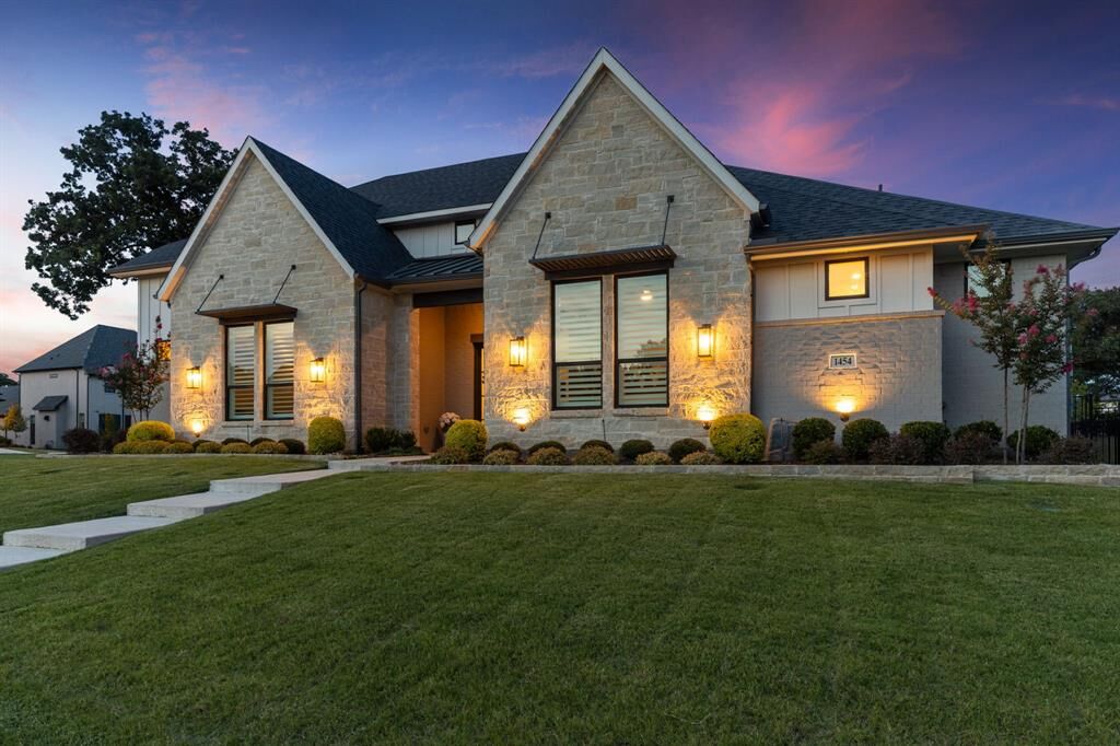 Property Photo:  1454 Sunset Point Drive  TX 75022 