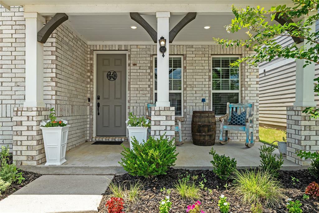 Property Photo:  10016 Travis Drive  TX 76227 