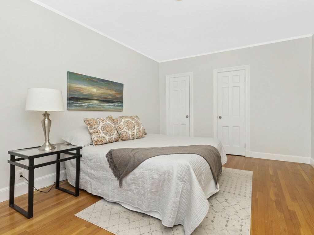 Property Photo: 114 Park St 3 MA 02446