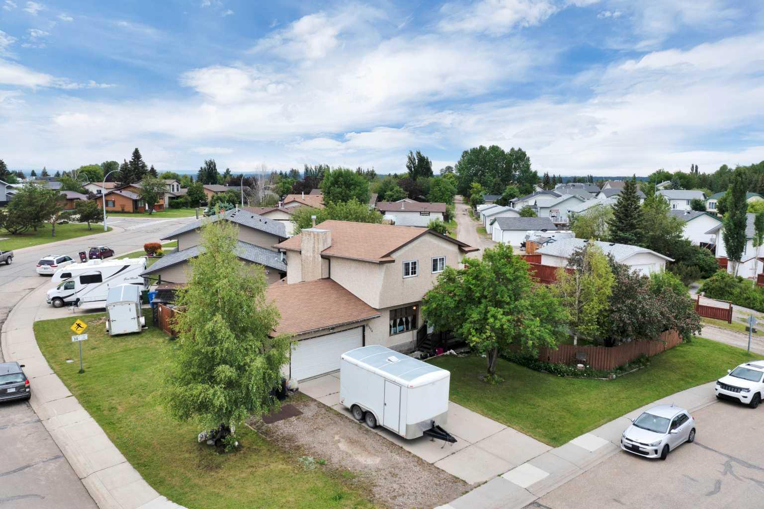 6004 54 Street  Rocky Mountain House AB T4T 1J3 photo