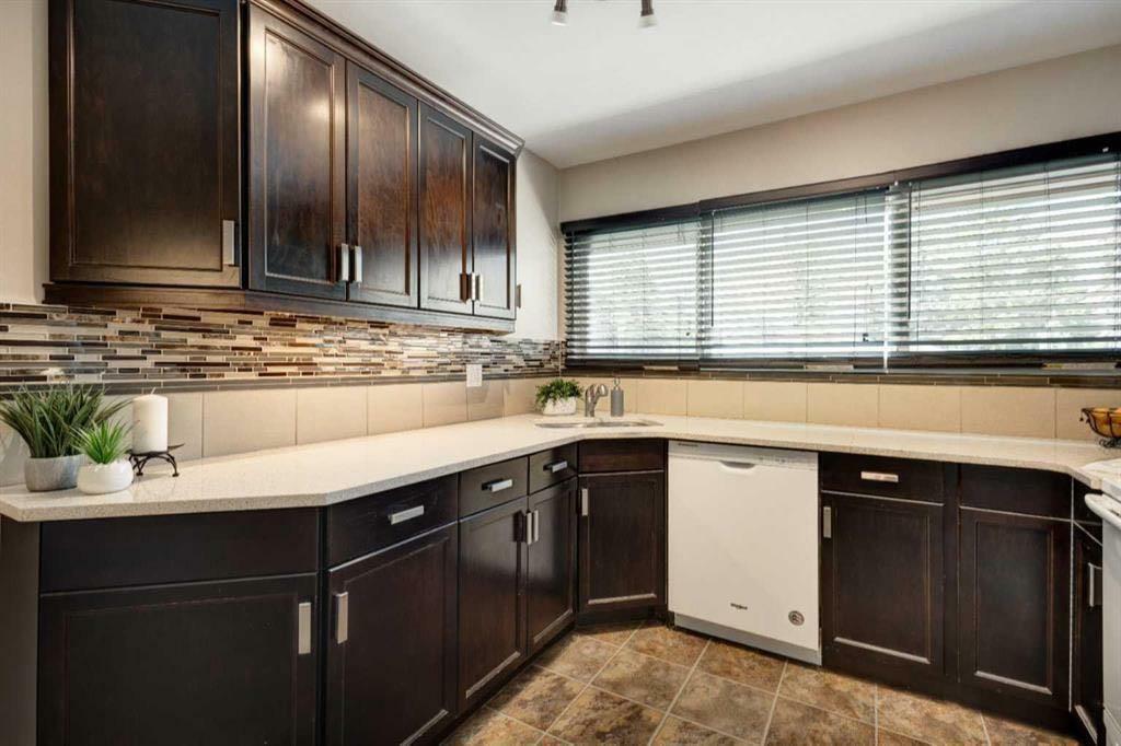 Property Photo: 8239 Elbow Drive SW 233 AB T2V 1K6