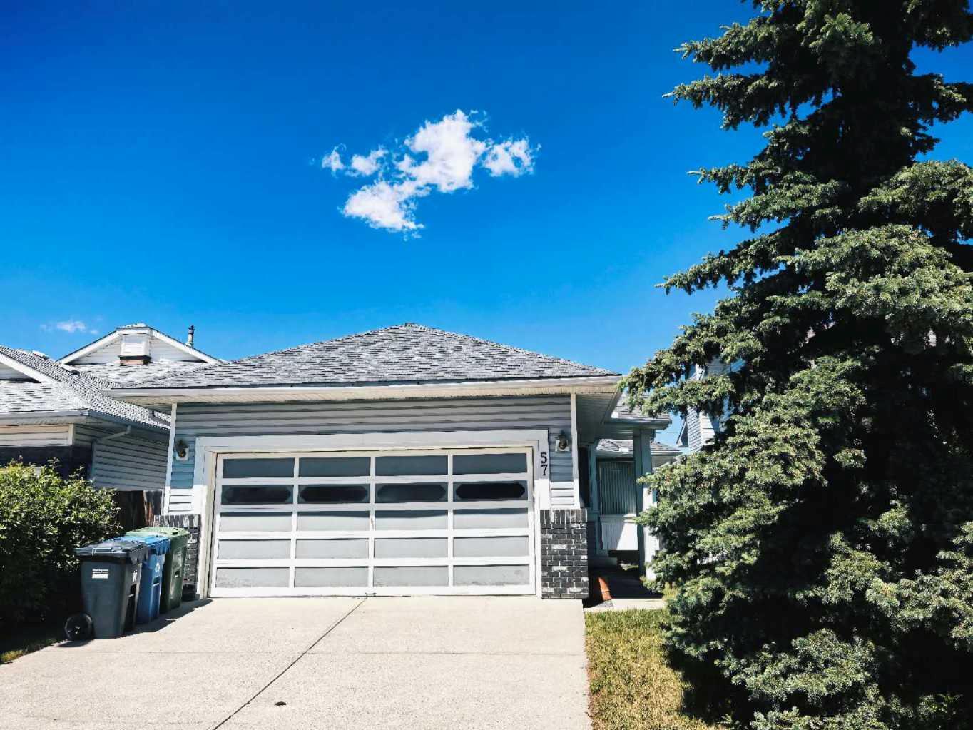Property Photo: 57 Citadel Gardens NW AB T3G 3X5