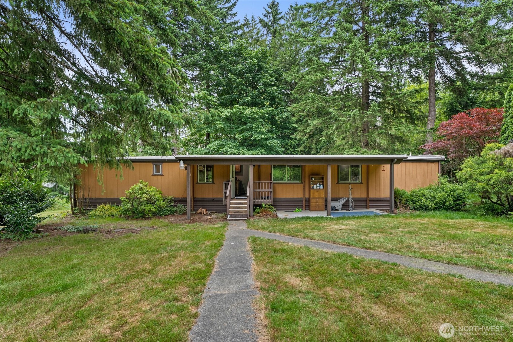 Property Photo:  213  Sommerville Road  WA 98532 