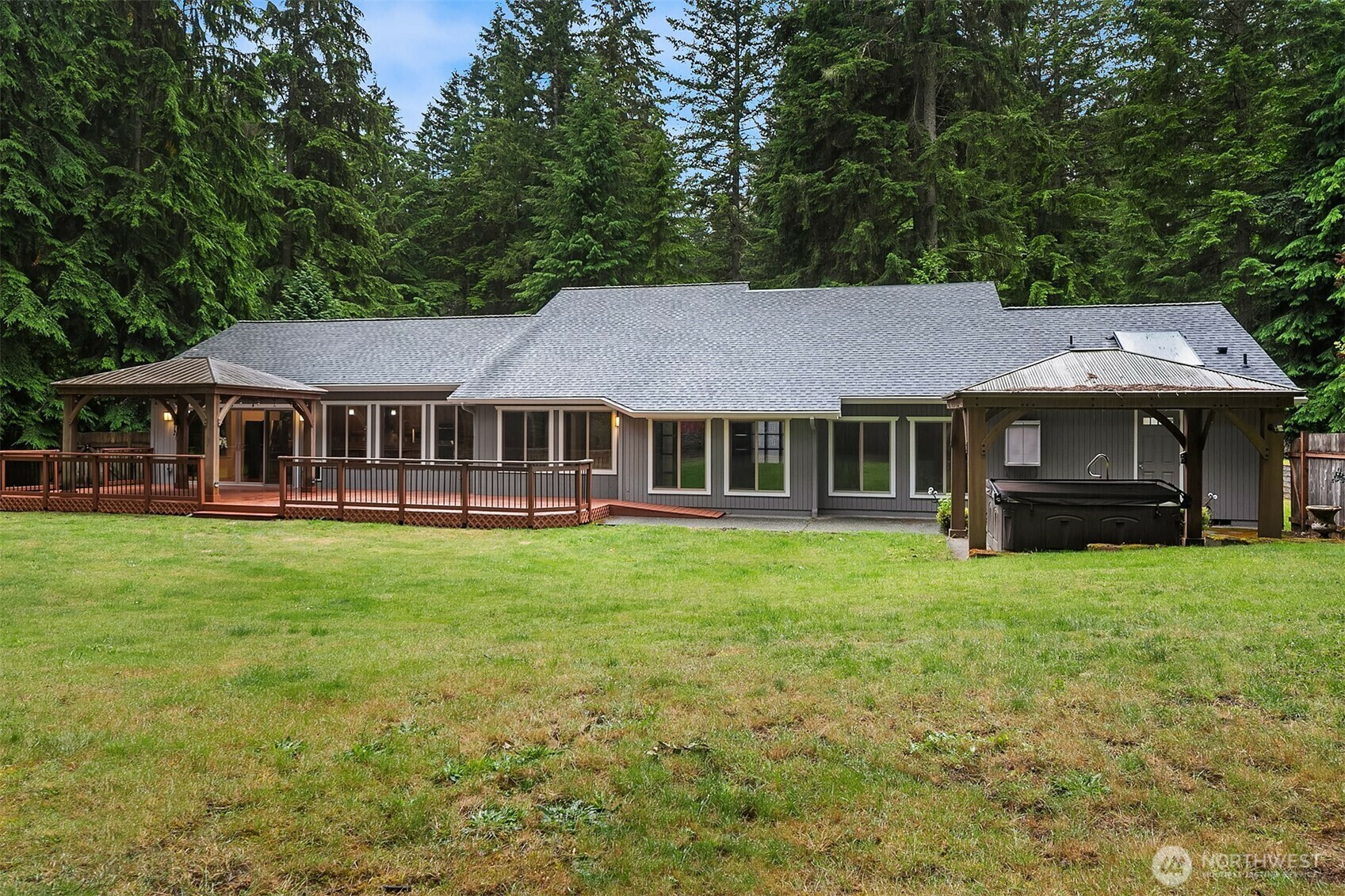 Property Photo: 4218 229th Avenue NE WA 98053