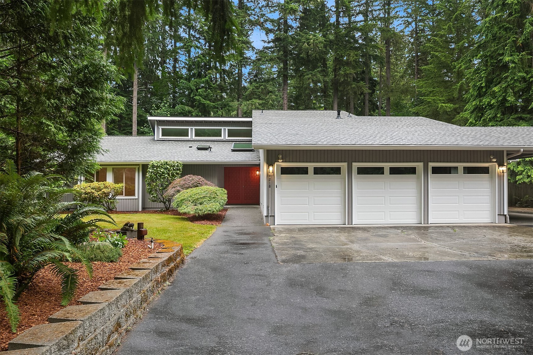 Property Photo: 4218 229th Avenue NE WA 98053