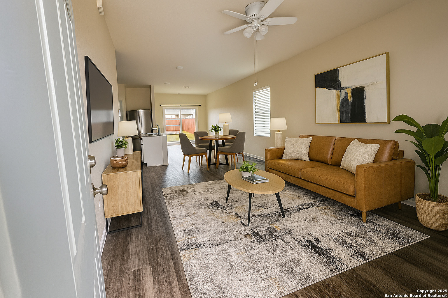 Property Photo: 5923 Pearl Mdw TX 78109