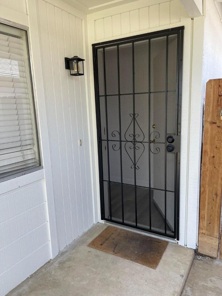 Property Photo:  4438 West Feemster Avenue  CA 93277 
