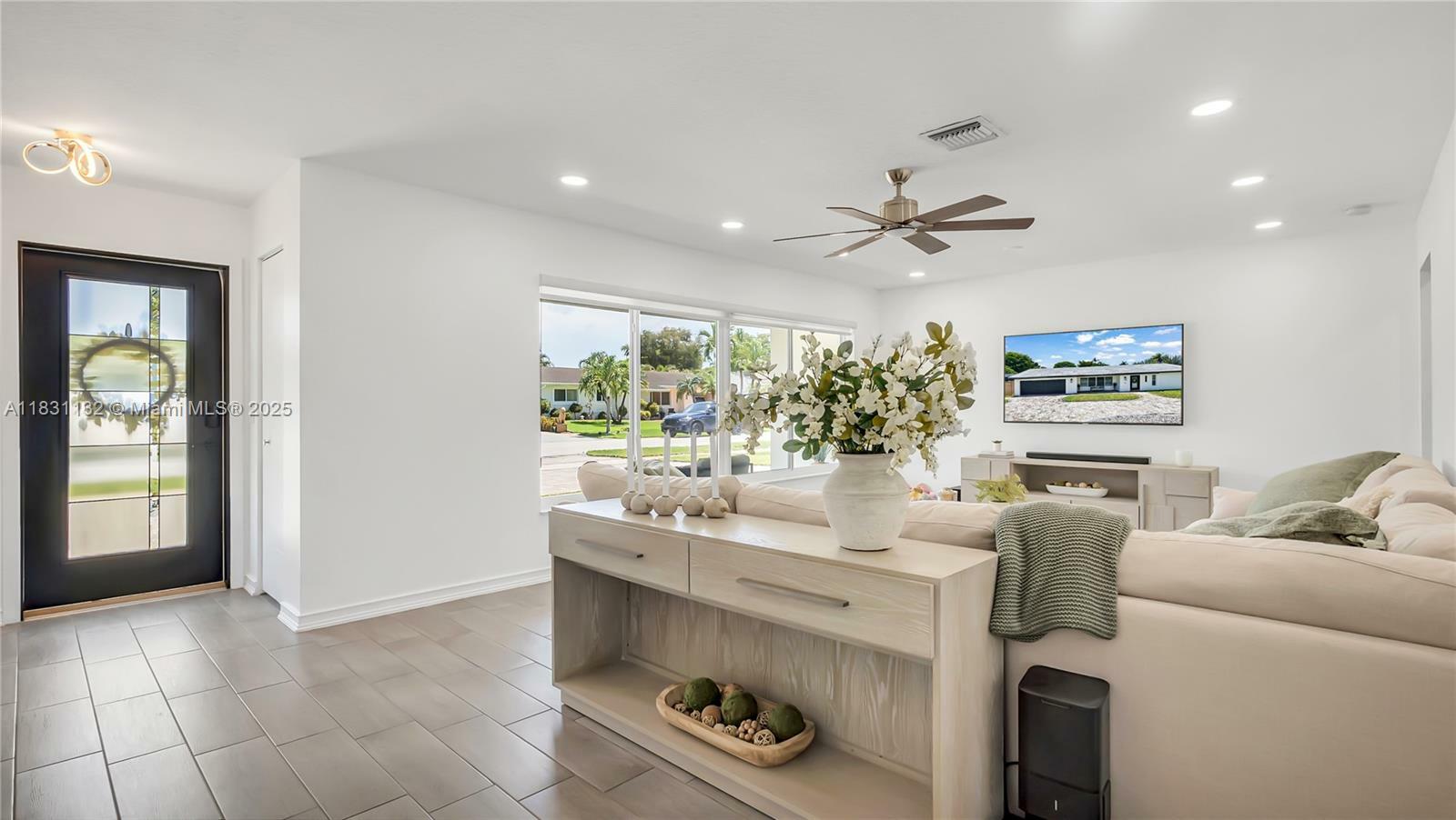 Property Photo: 10401 NW 21st St FL 33026