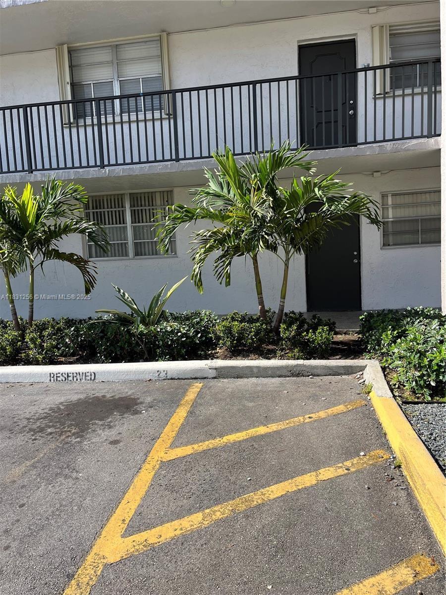 Property Photo: 14155 SW 87th St E103 FL 33183
