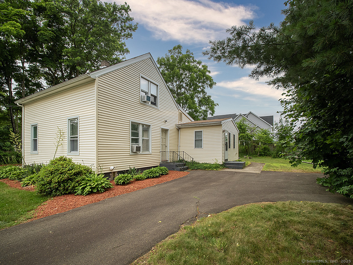 Property Photo: 37 Landin Street CT 06525