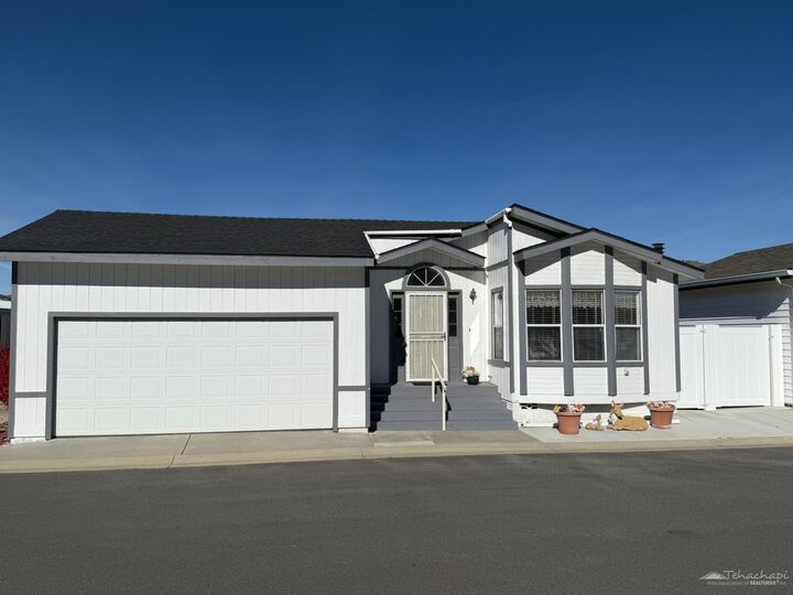Property Photo:  600 Dennison Road 120  CA 93561 