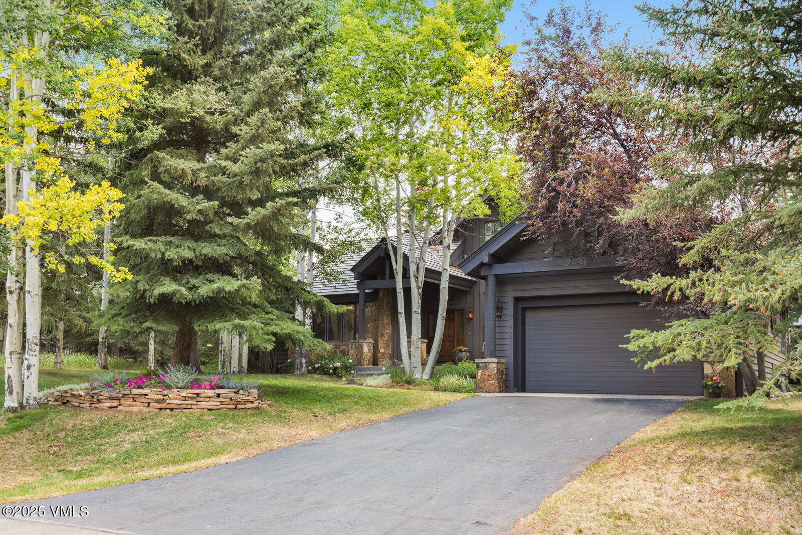 Property Photo:  136 Saddle Ridge Loop  CO 81632 