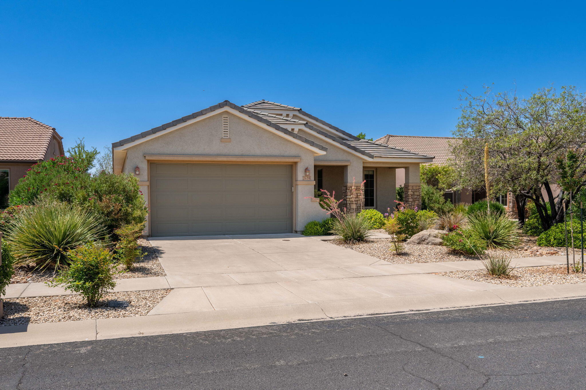 Property Photo:  2690 E Cross Point Dr  UT 84780 