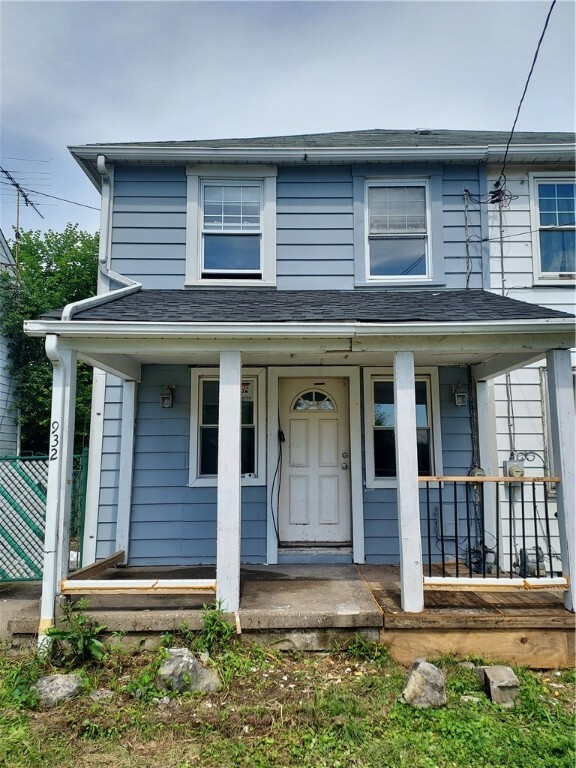 Property Photo: 932 Vankirk St PA 15025