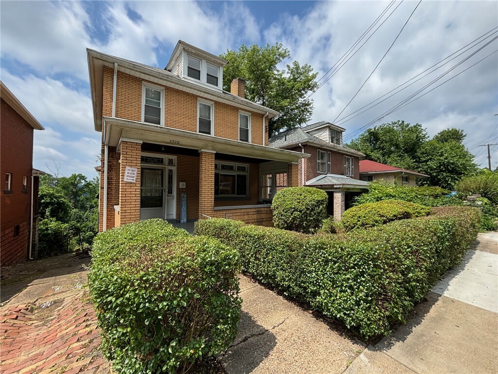 Property Photo:  2728 Woodstock Ave  PA 15218 
