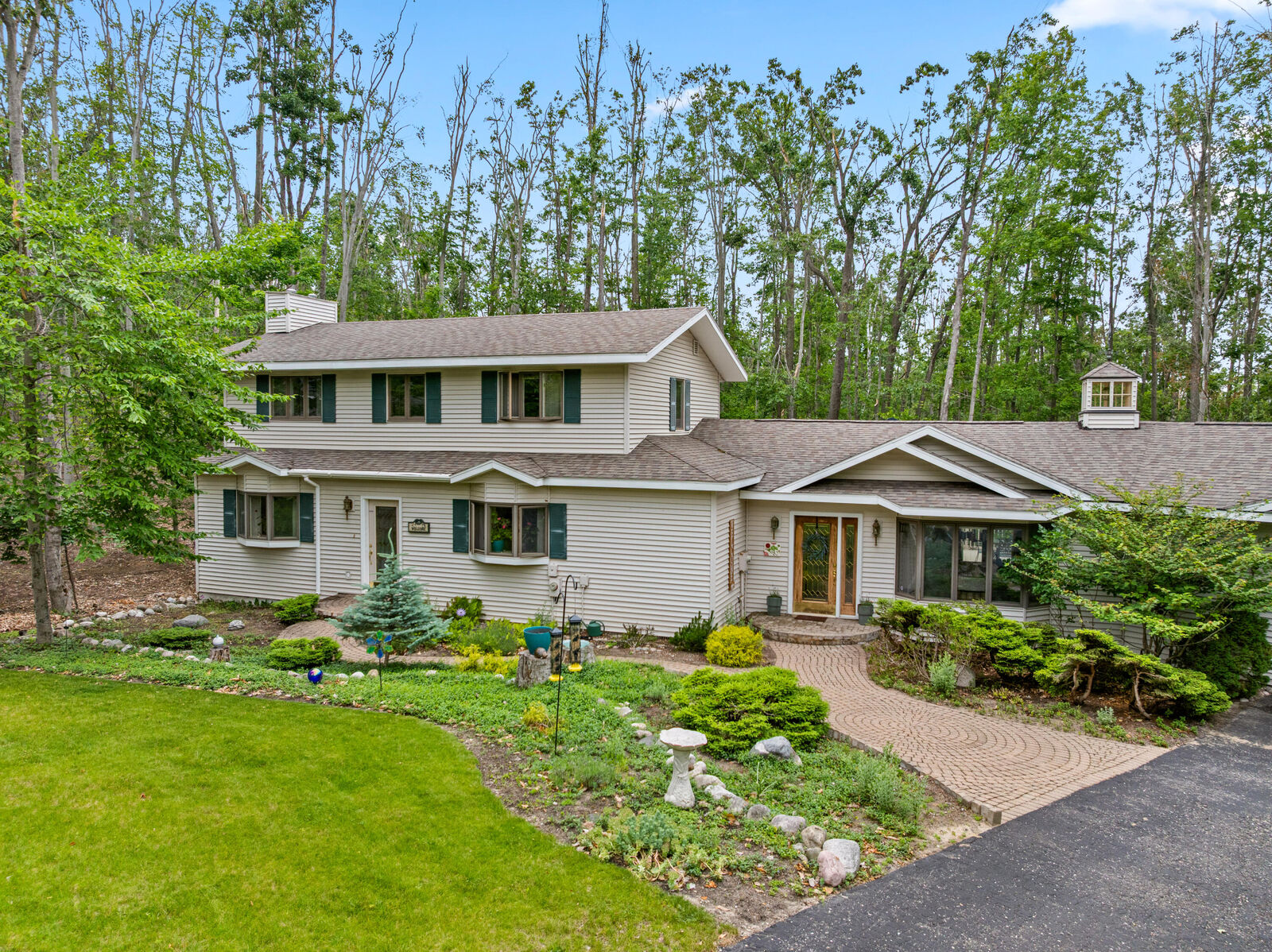 Property Photo: 982 Shaggy Bark Court MI 49735
