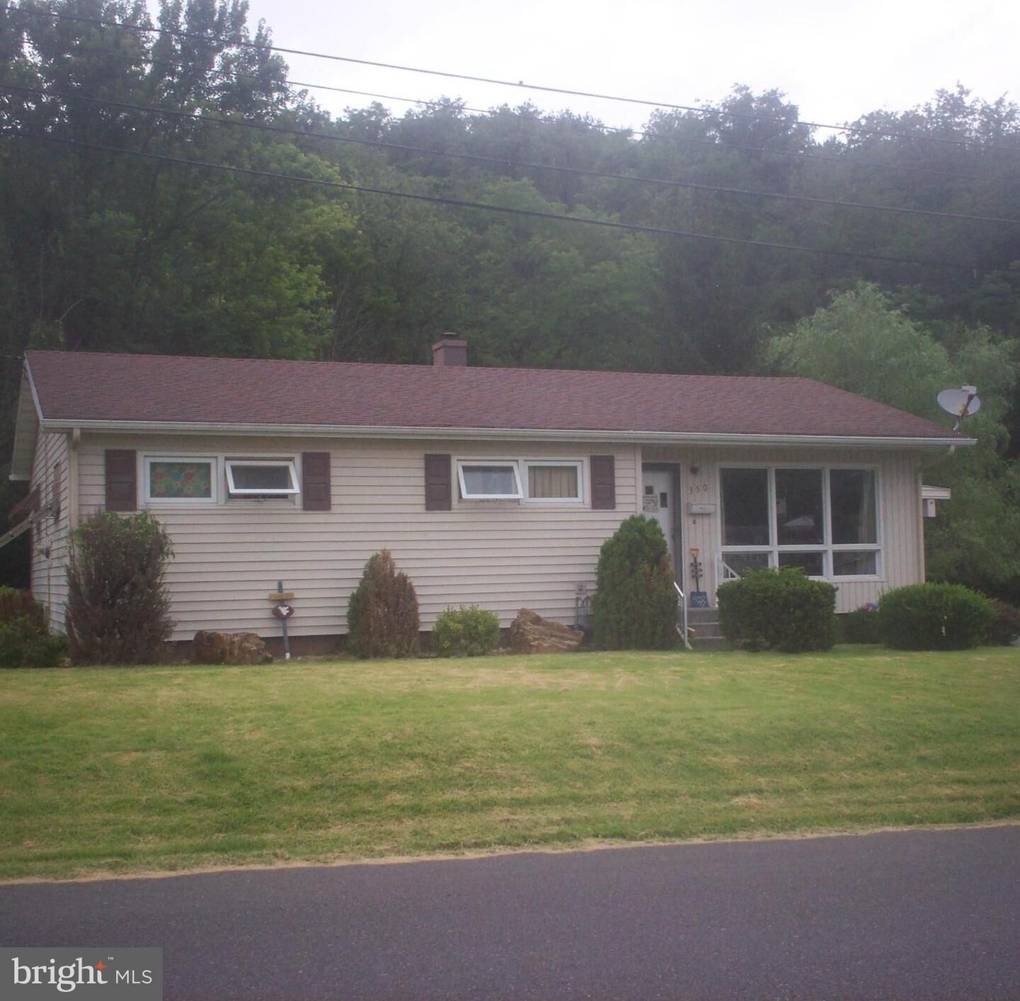 Property Photo: 350 Parkview Drive WV 26726