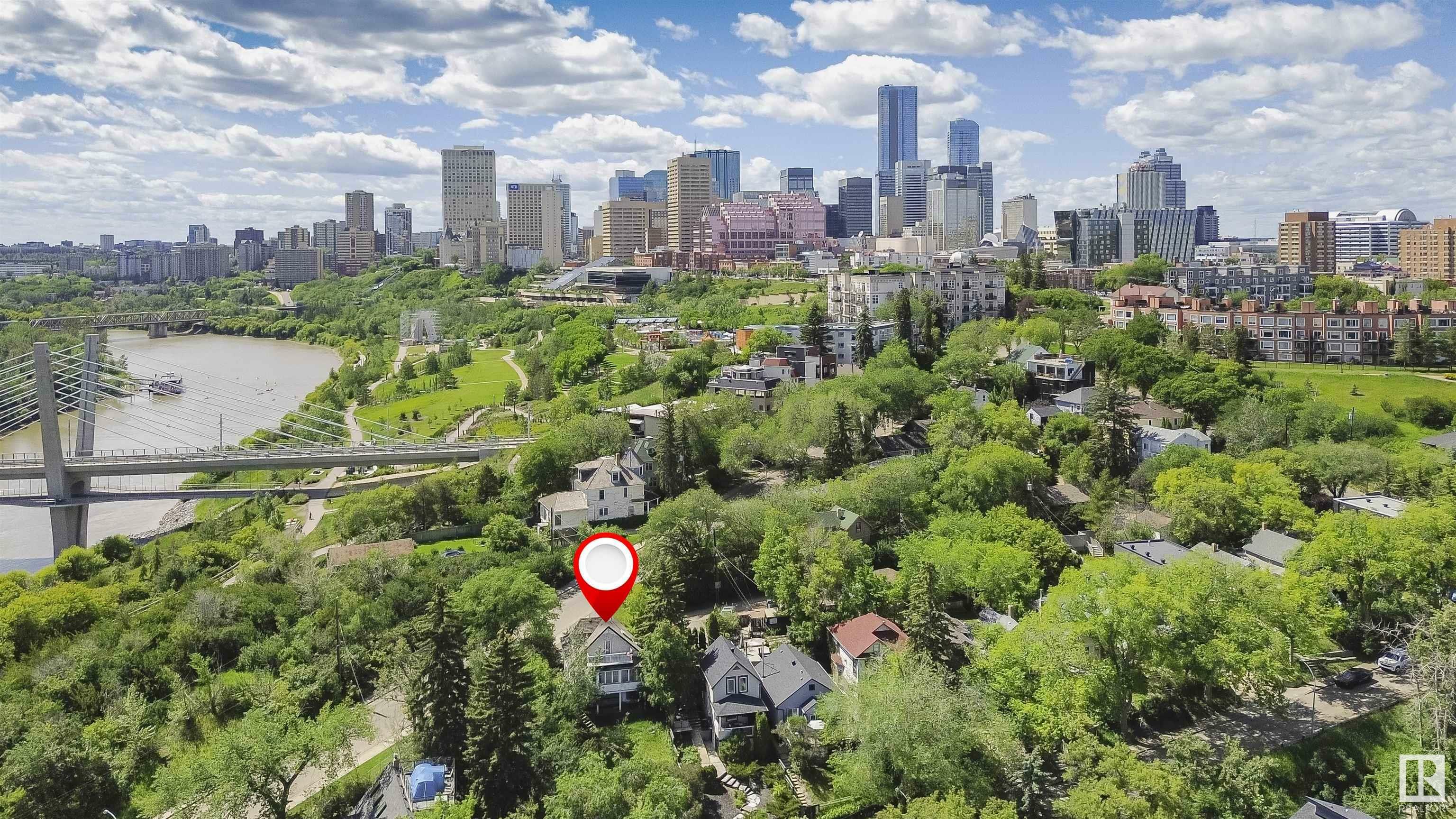 Property Photo: 9334 Cameron Avenue NW AB T5H 3R6